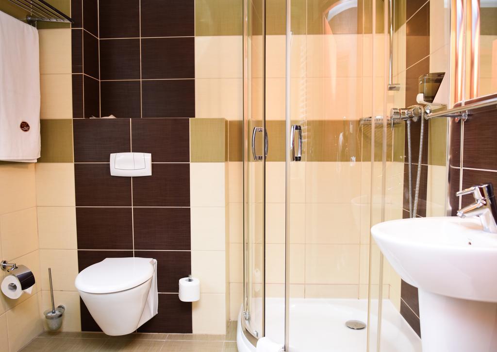 Hotel Wityng Ślesin الغرفة الصورة